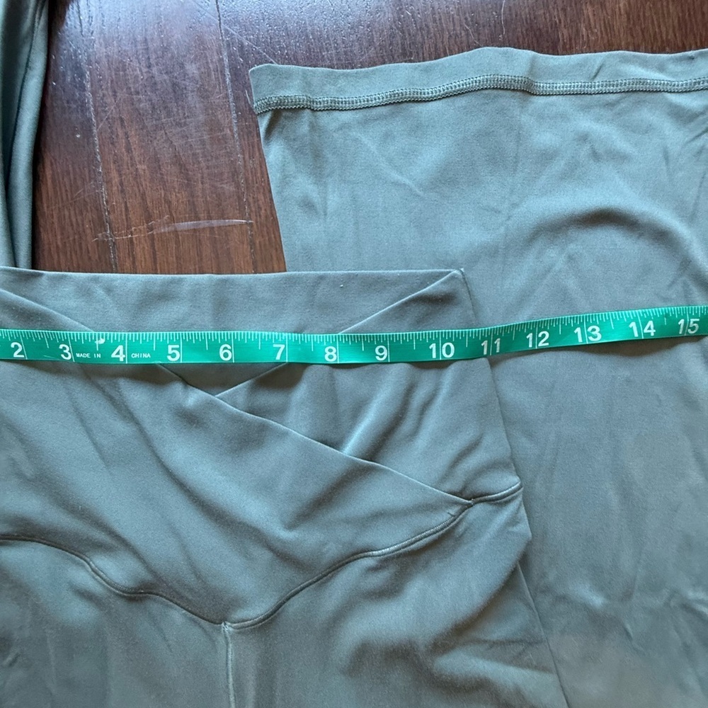 Aerie Off Line High Rise Flare Sage Green Women's Leggings - Picture 3 of 5